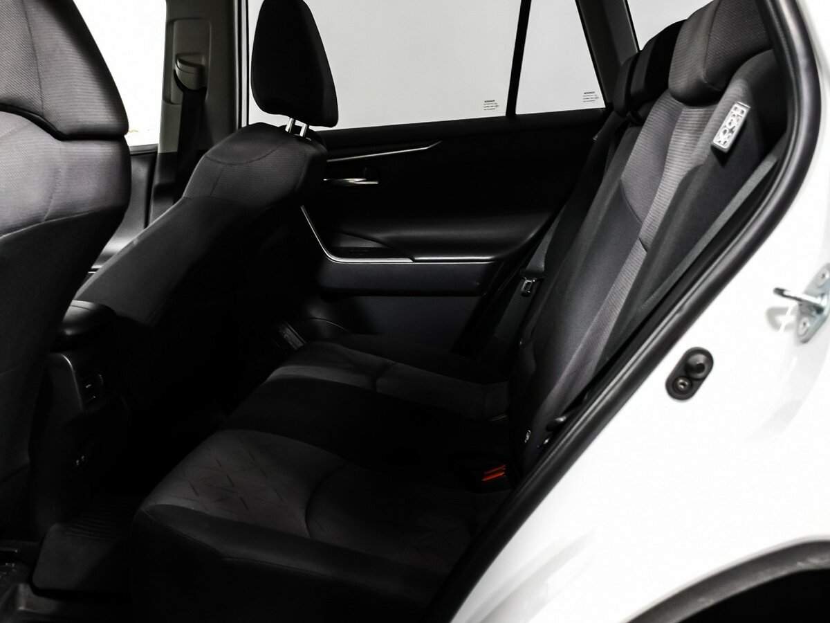 Б/У Тойота Рав4 2021 года. Фото: #13