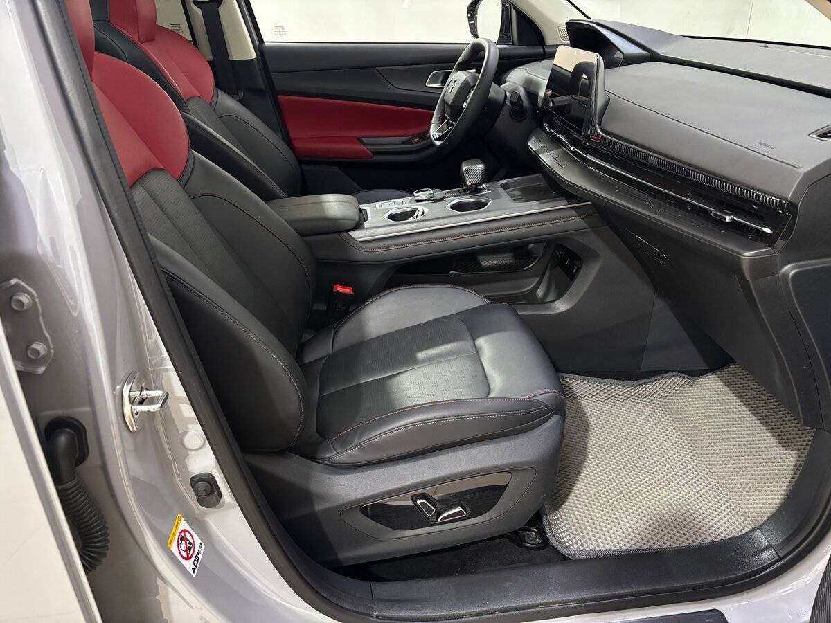 Б/У Чанган UNI-S (CS55 Plus) 2024 года. Фото: #11