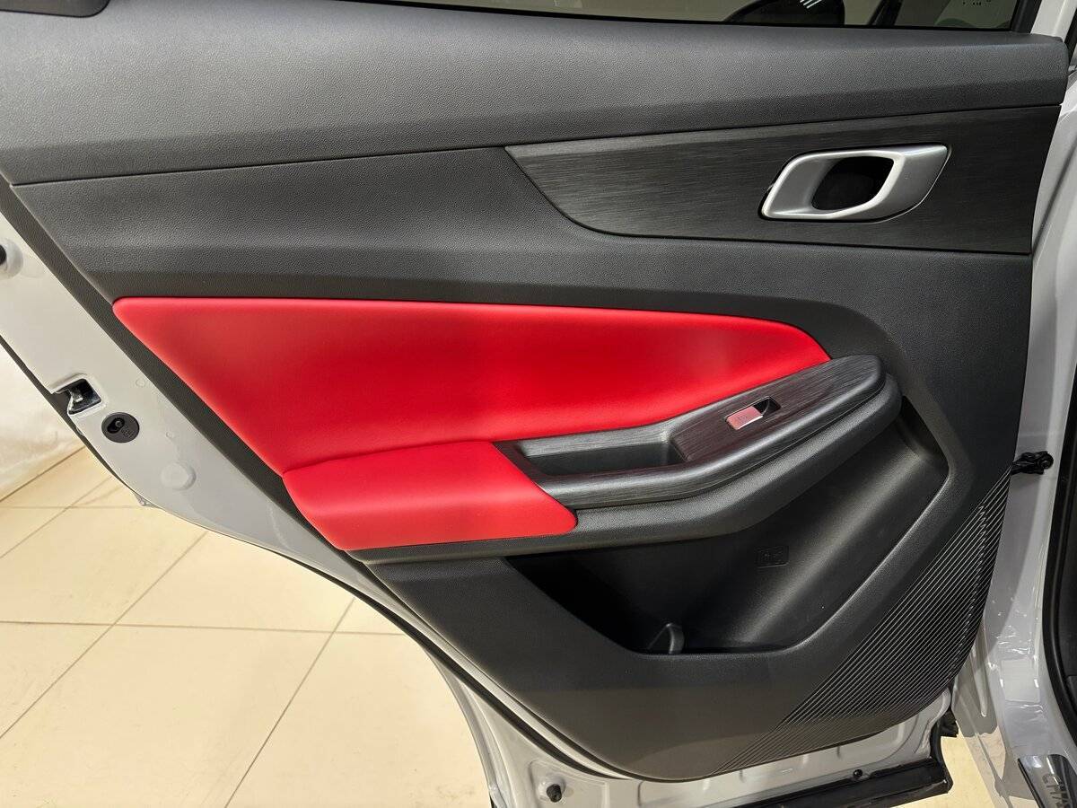 Б/У Чанган UNI-S (CS55 Plus) 2024 года. Фото: #12