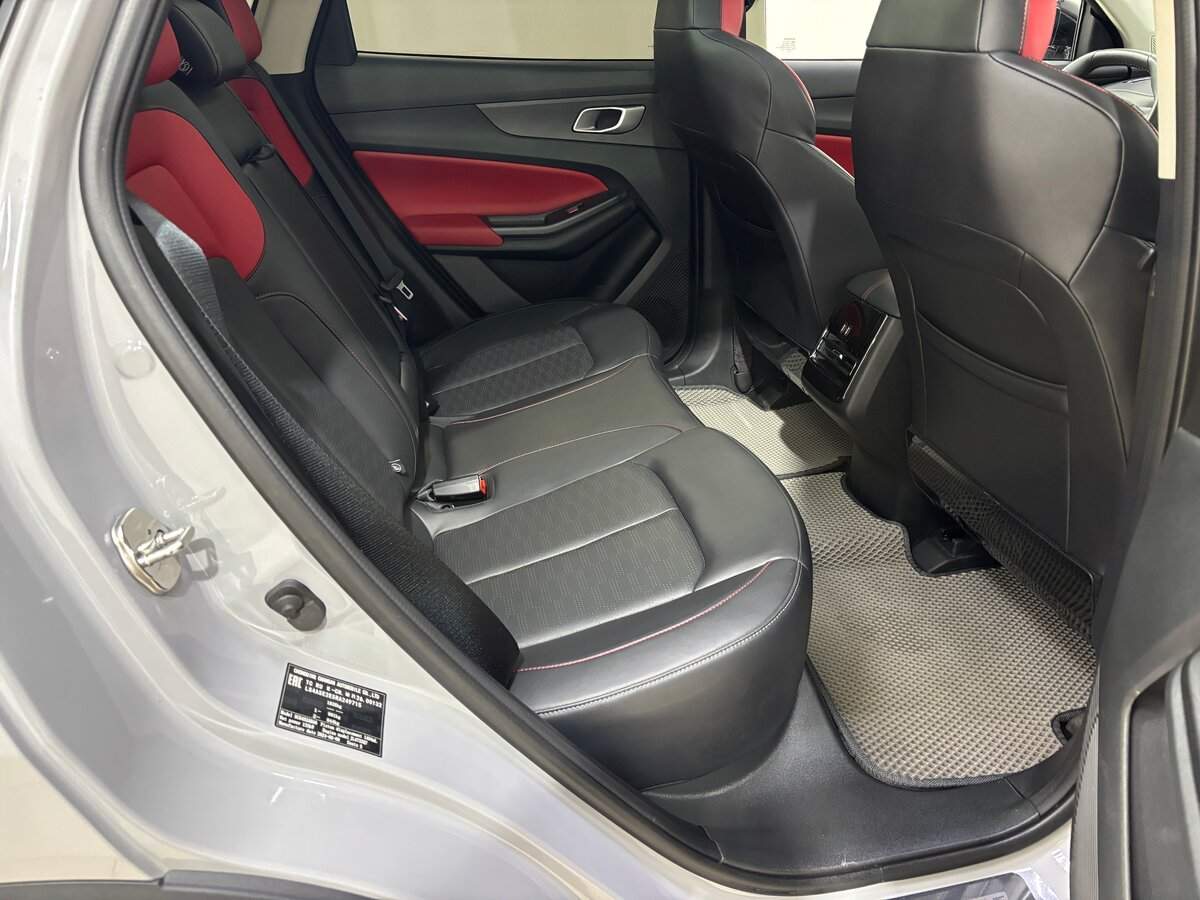 Б/У Чанган UNI-S (CS55 Plus) 2024 года. Фото: #13