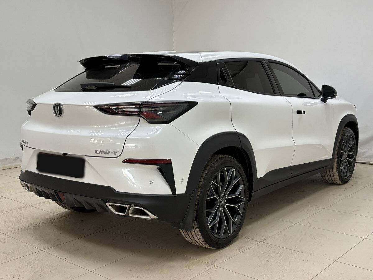 Б/У Чанган УНИ-Т 2023 года. Фото: #2