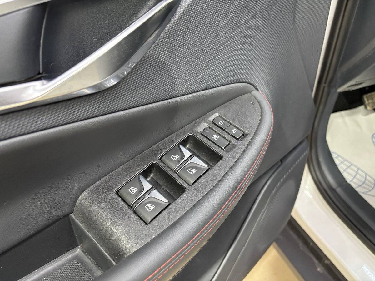 Б/У Чанган УНИ-Т 2023 года. Фото: #6