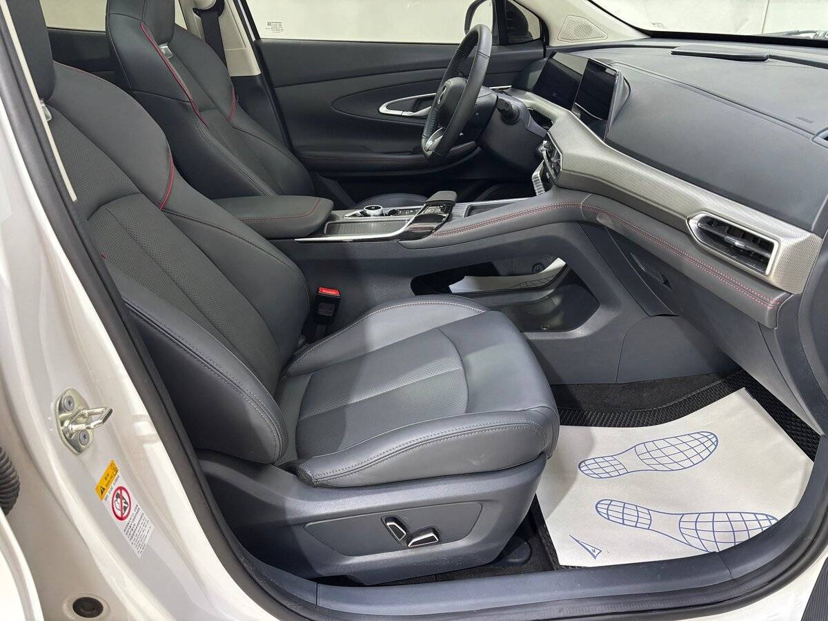 Б/У Чанган УНИ-Т 2023 года. Фото: #11