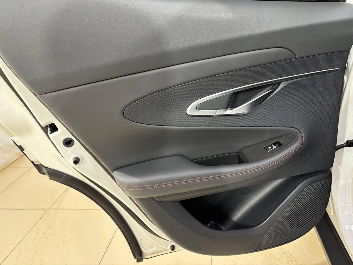 Б/У Чанган УНИ-Т 2023 года. Фото: #12