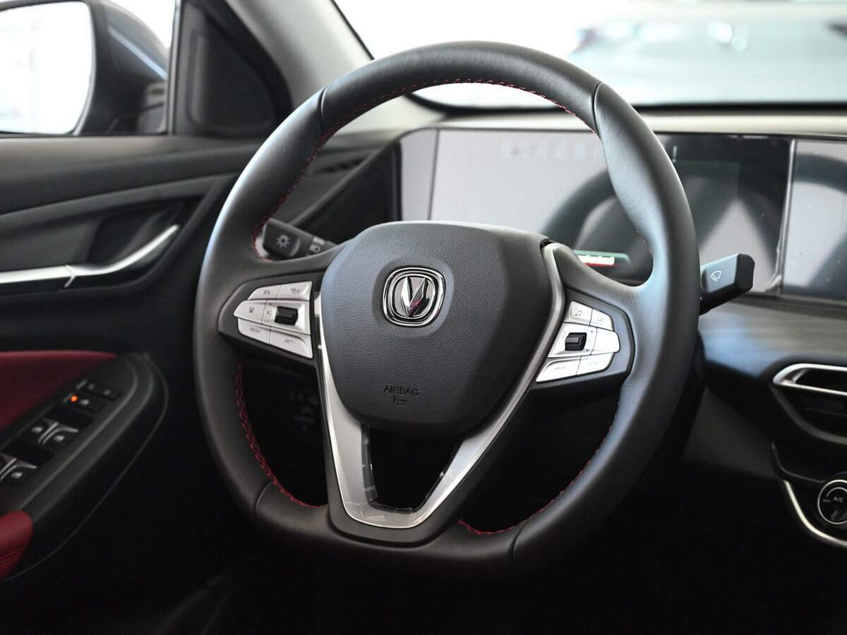 Б/У Чанган Еадо Плюс 2024 года. Фото: #15