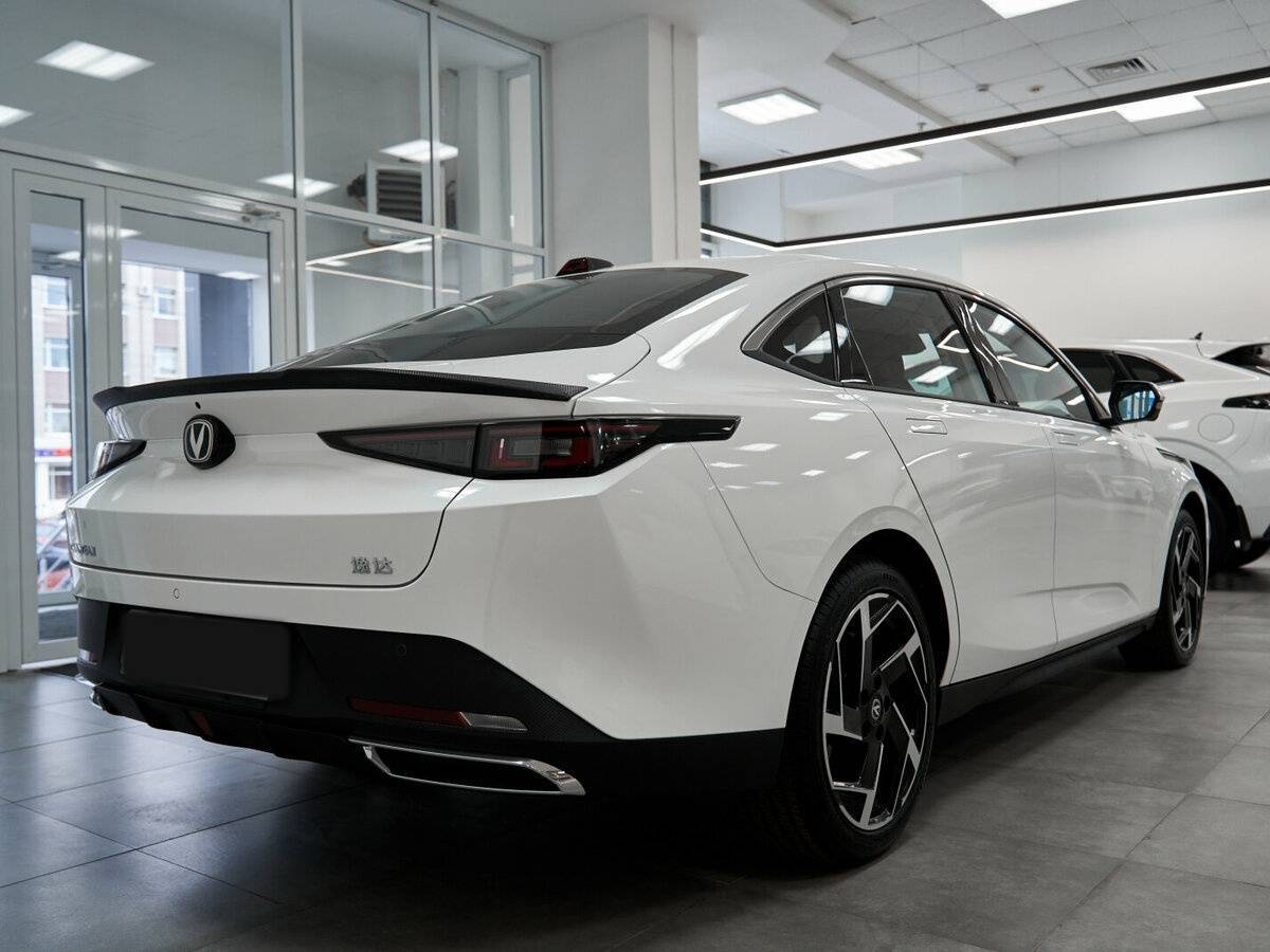 Б/У Чанган Ламур 2024 года. Фото: #4