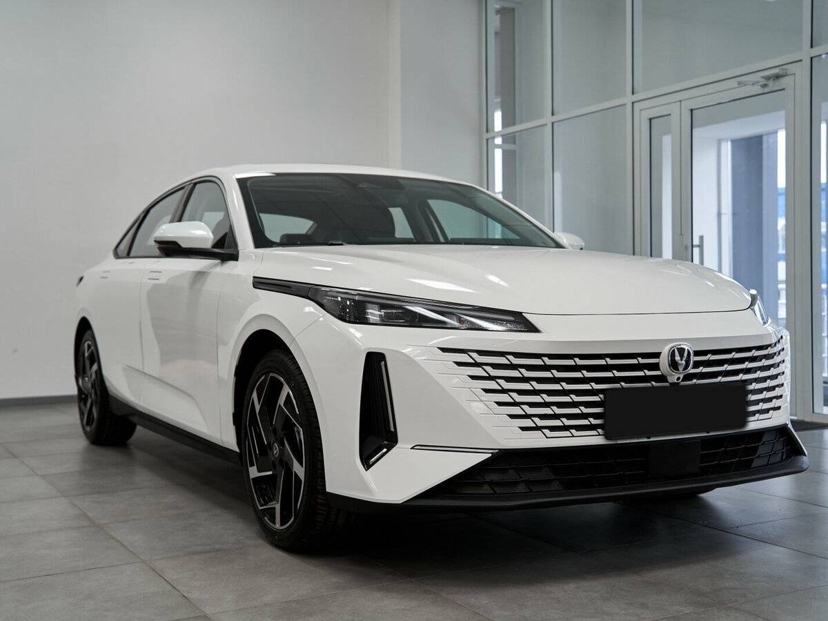 Б/У Чанган Ламур 2024 года. Фото: #6