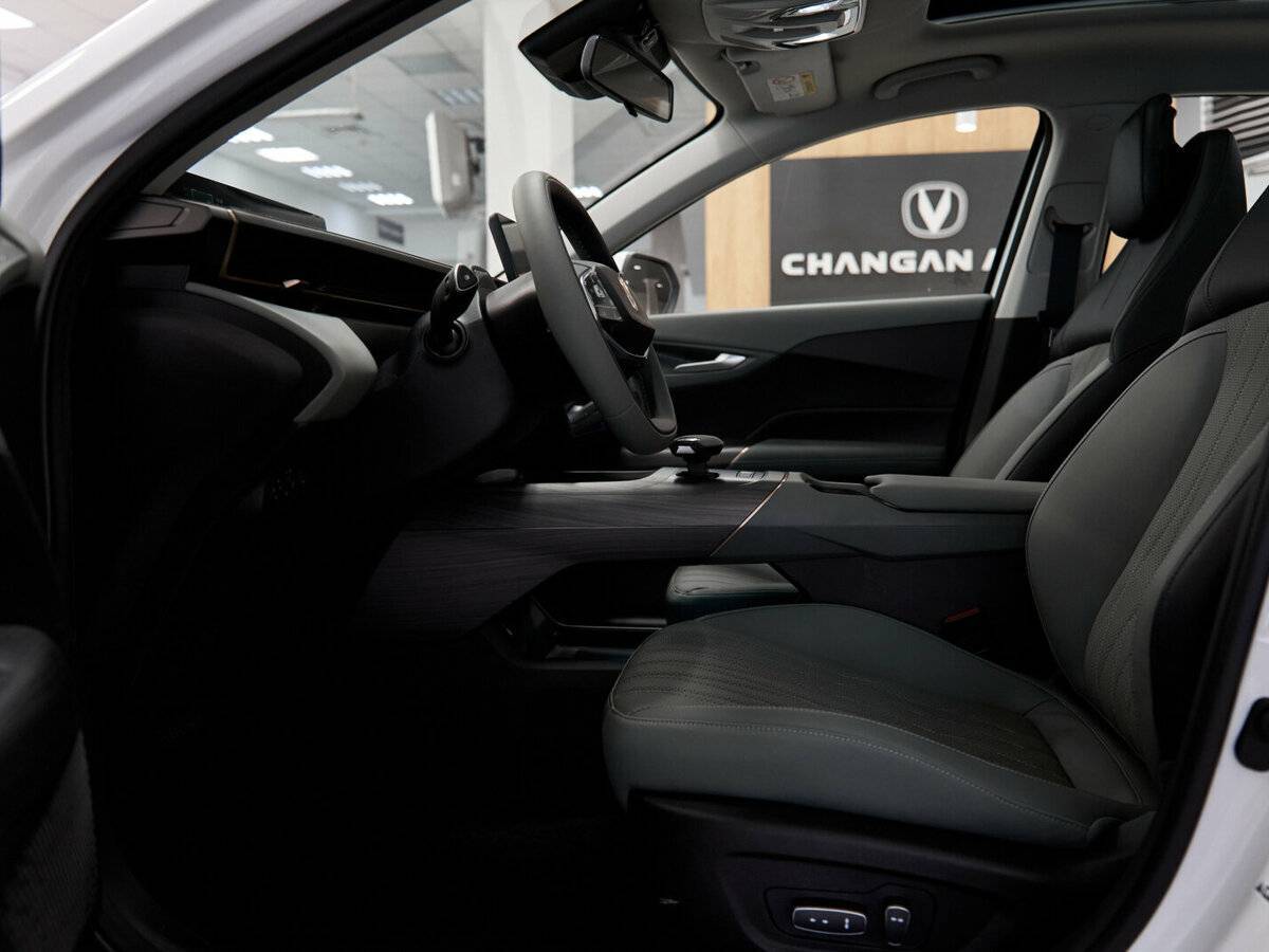 Б/У Чанган Ламур 2024 года. Фото: #10