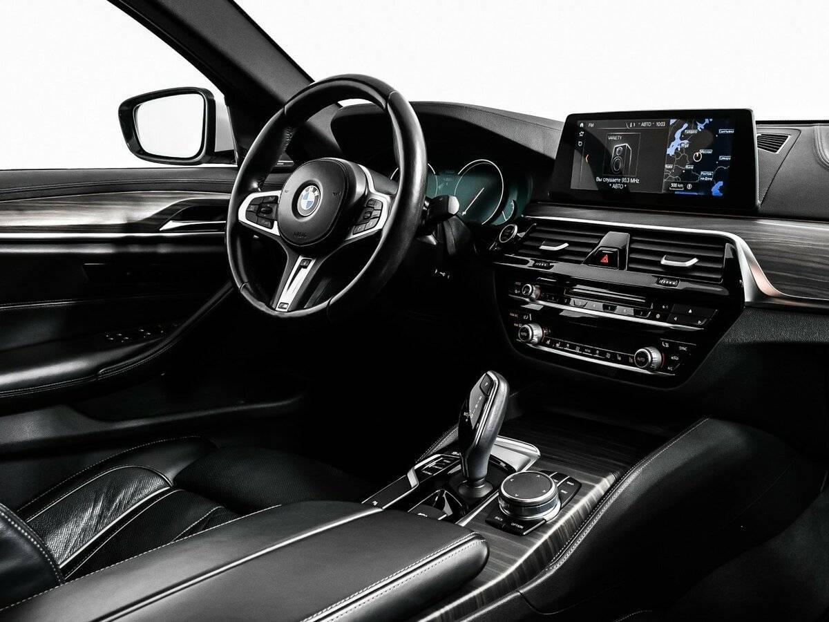 Б/У БМВ 5 серии 2018 года. Фото: #7