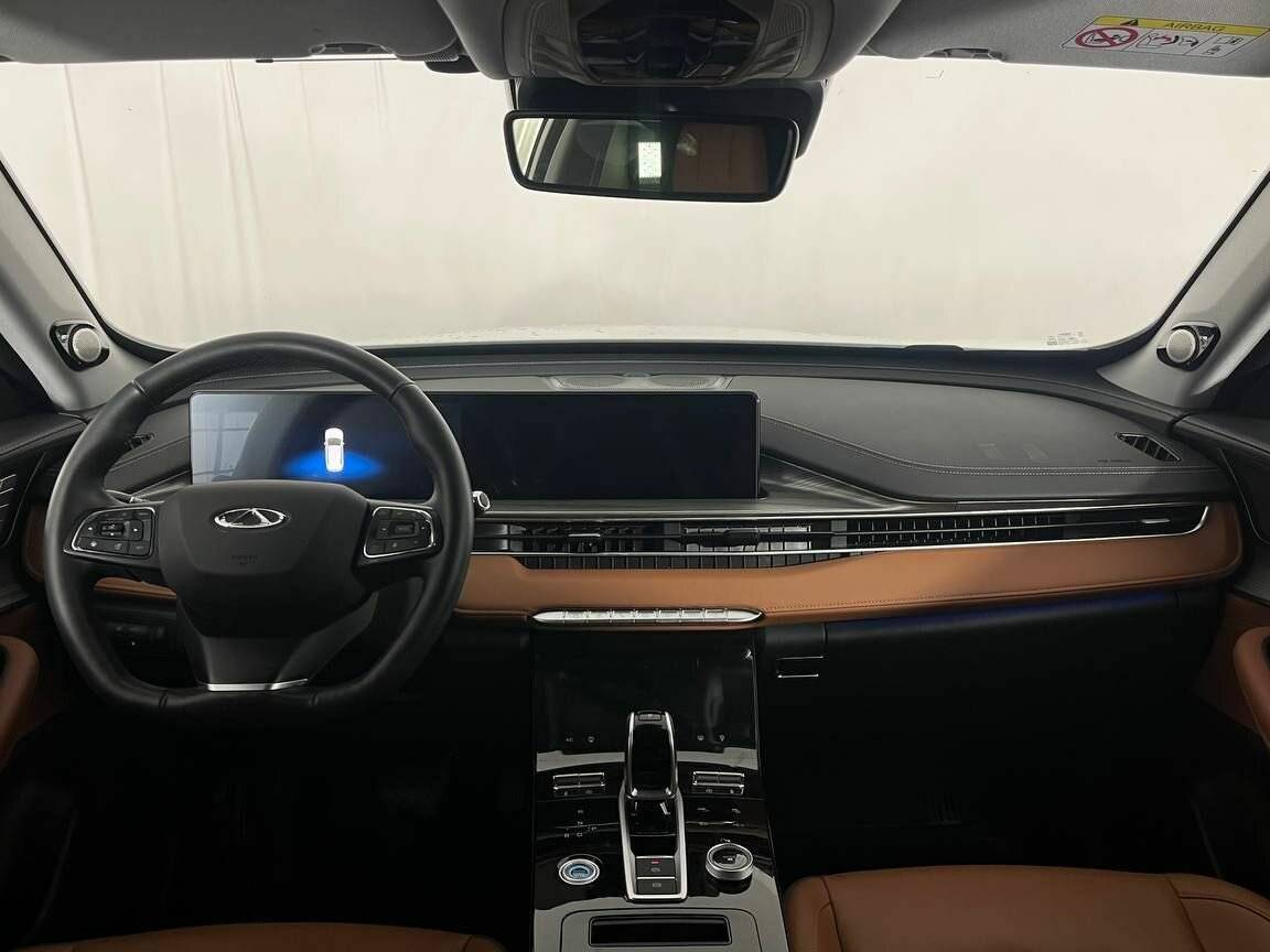 Б/У Чери Тигго 8 Про е+ 2023 года. Фото: #8