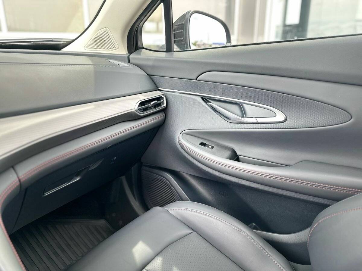 Б/У Чанган УНИ-Т 2024 года. Фото: #16