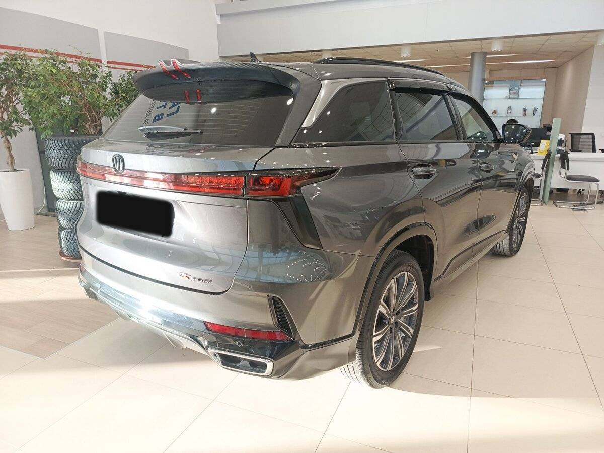 Б/У Чанган CS75 Plus 2024 года. Фото: #4