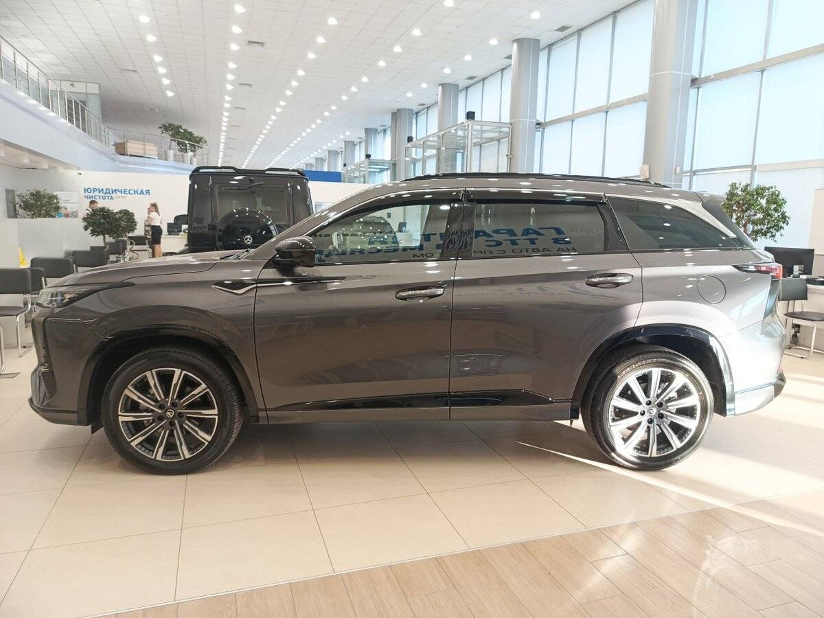 Б/У Чанган CS75 Plus 2024 года. Фото: #7