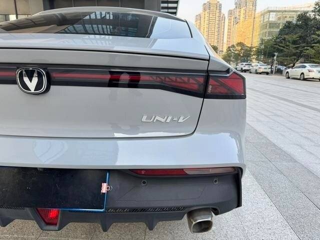 Б/У Чанган УНИ-В 2022 года. Фото: #8