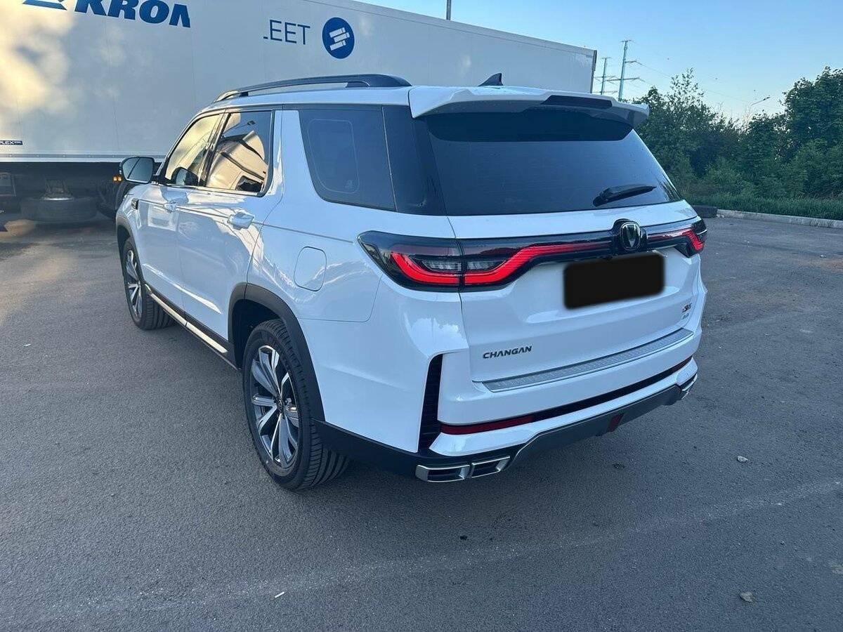 Б/У Чанган КС95 2023 года. Фото: #5