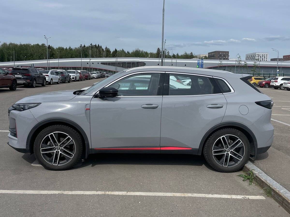 Б/У Чанган UNI-S (CS55 Plus) 2024 года. Фото: #2