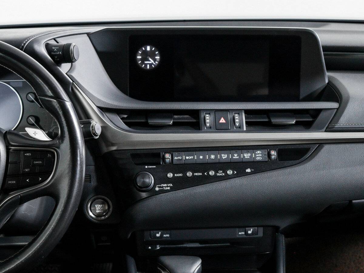 Б/У Лексус ЕС 2018 года. Фото: #10