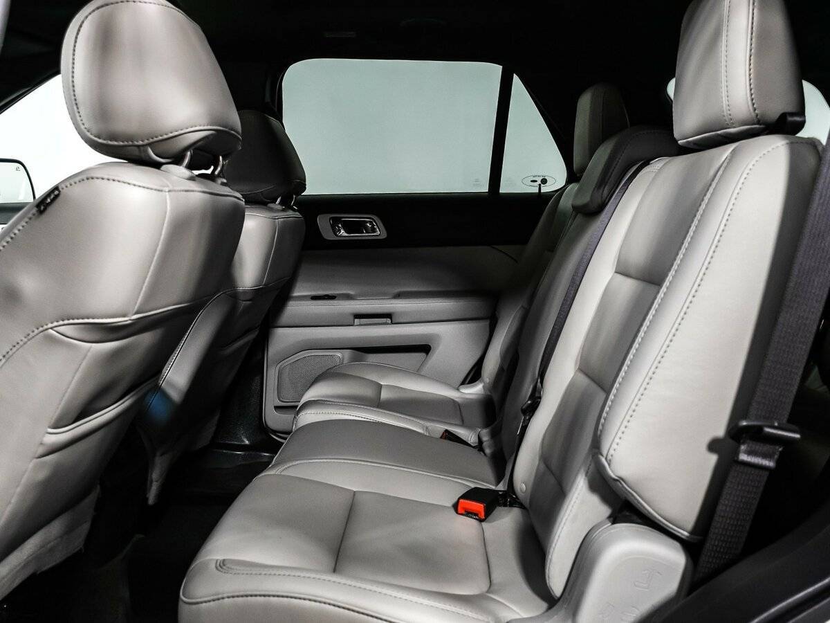 Б/У Форд Експлорер 2012 года. Фото: #12