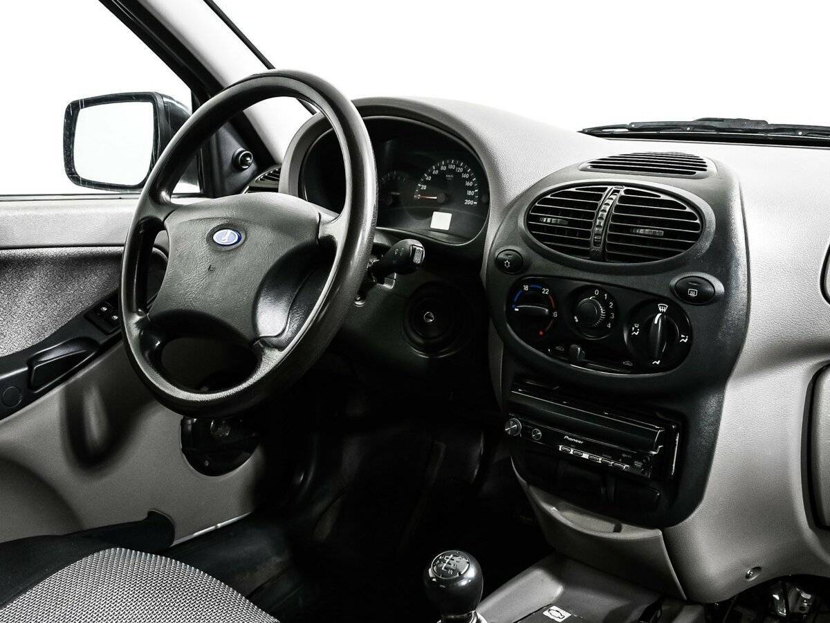 Б/У Лада (ВАЗ) Калина 2010 года. Фото: #8