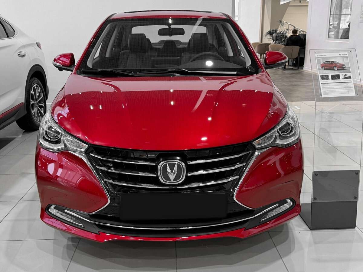 Б/У Чанган Алсвин 2023 года. Фото: #1