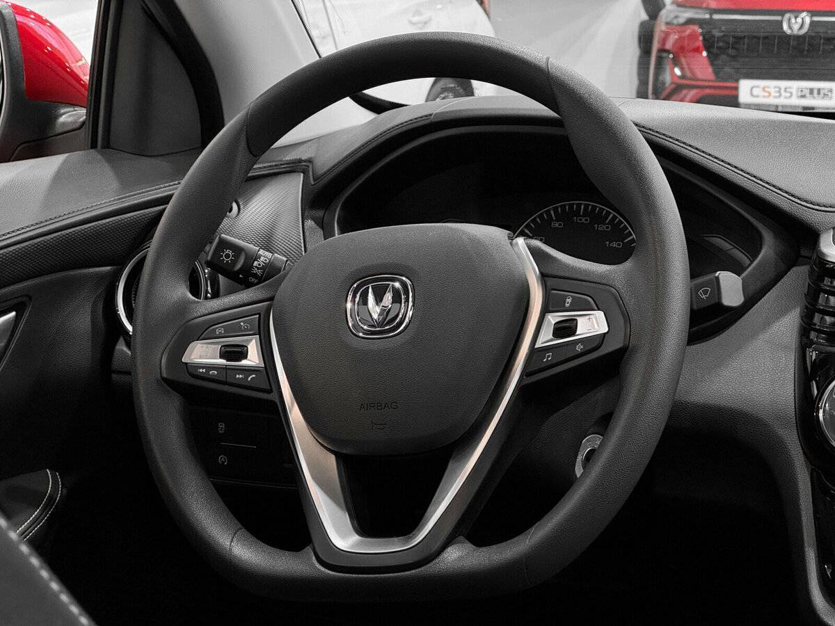 Б/У Чанган Алсвин 2023 года. Фото: #6