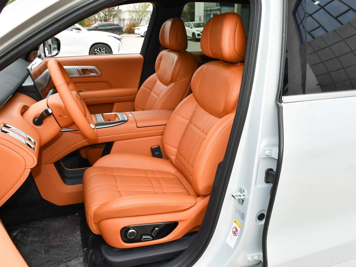 Б/У Чанган Deepal S09 2025 года. Фото: #12