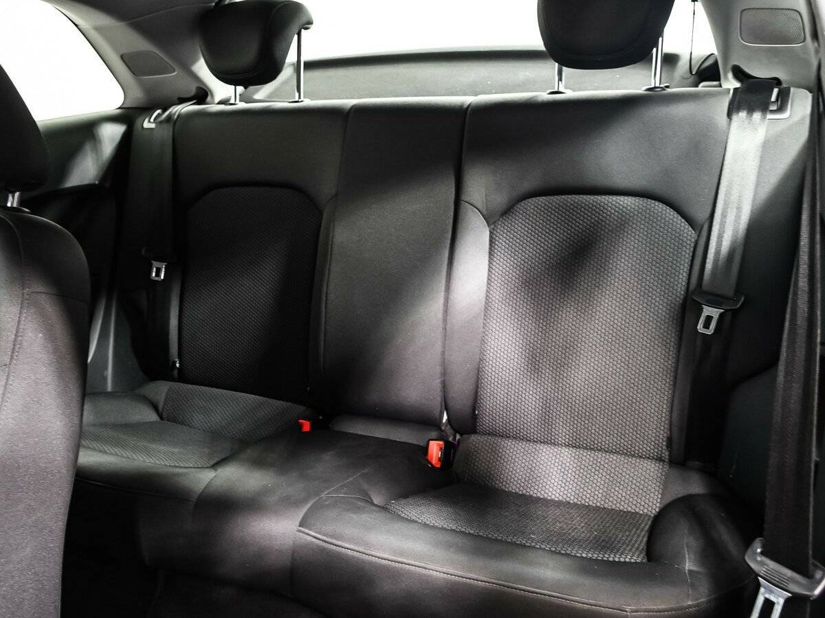 Б/У Ауди А1 2012 года. Фото: #11