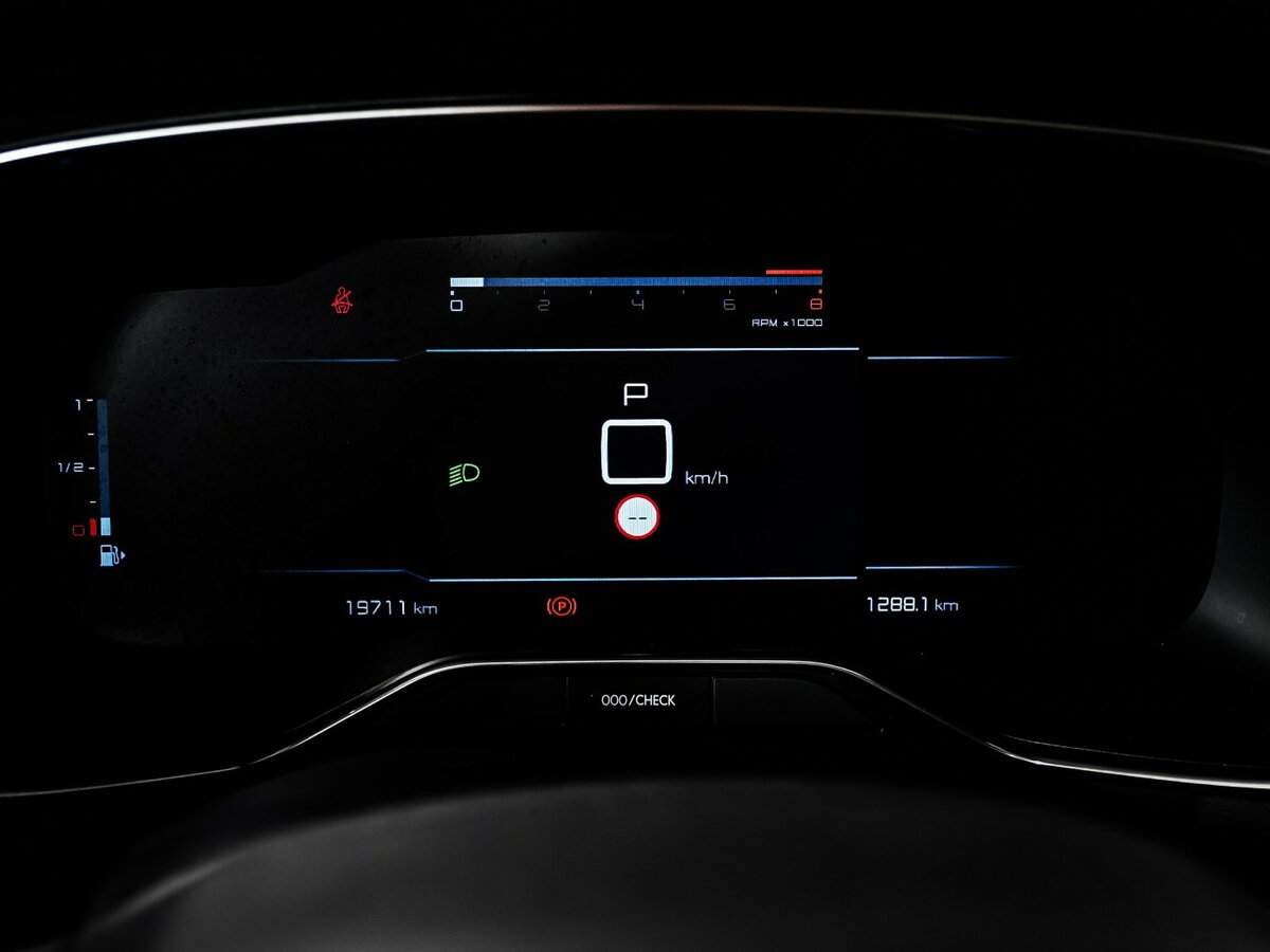 Б/У Ситроен Ц5 Эйркросс 2021 года. Фото: #9