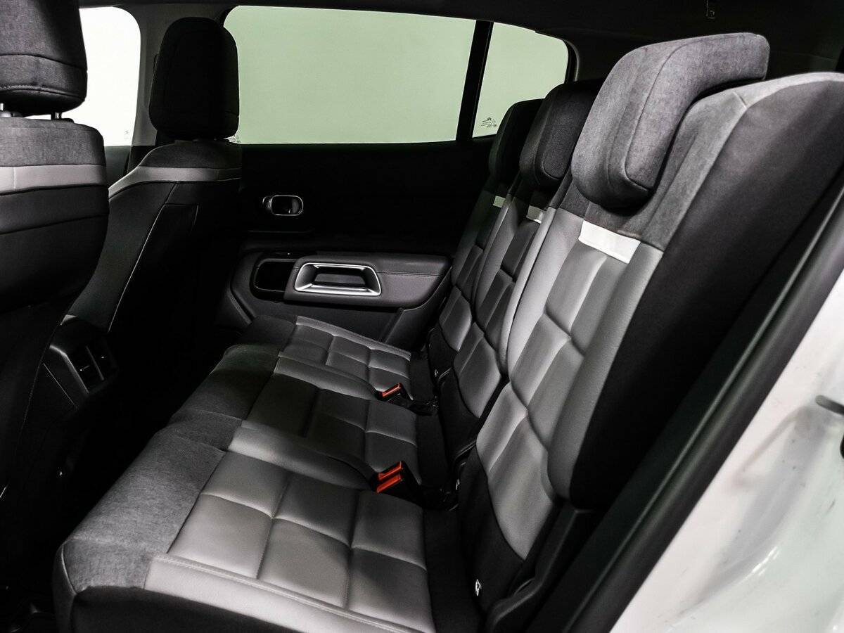 Б/У Ситроен Ц5 Эйркросс 2021 года. Фото: #11