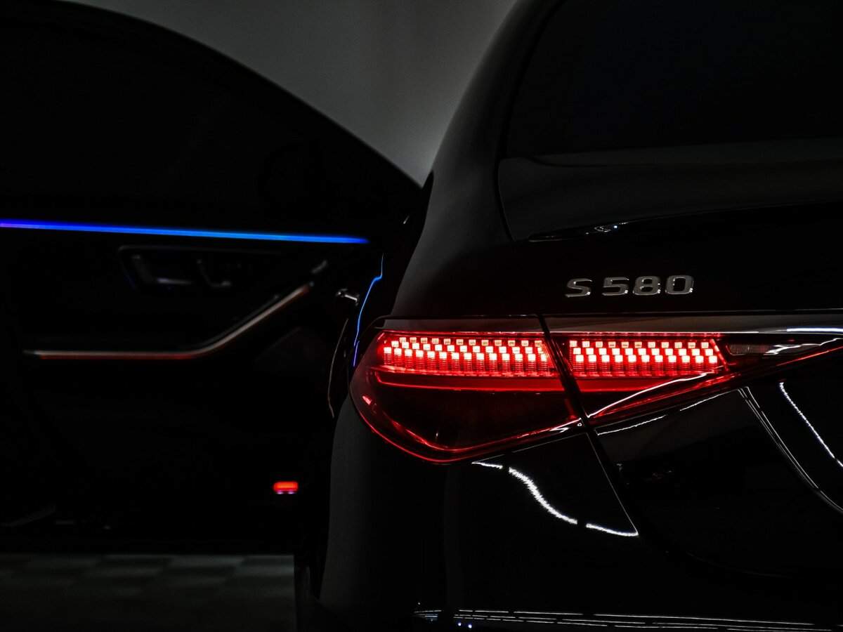 Б/У Мерседес-Бенц С-Класс 2021 года. Фото: #13