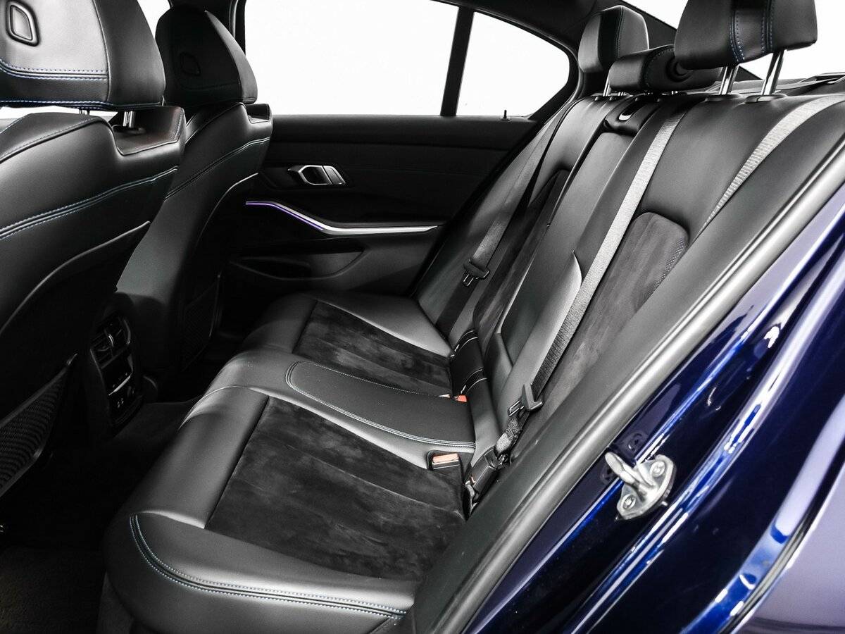 Б/У БМВ 3 серии 2019 года. Фото: #11