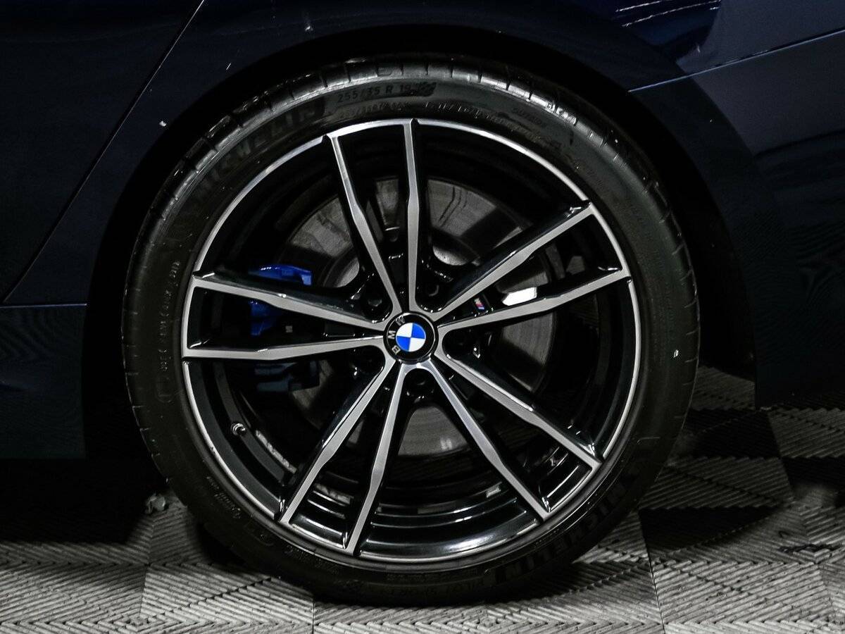 Б/У БМВ 3 серии 2019 года. Фото: #13