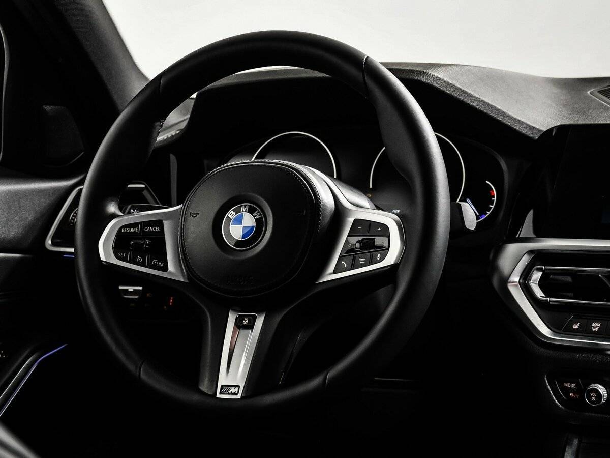 Б/У БМВ 3 серии 2019 года. Фото: #11