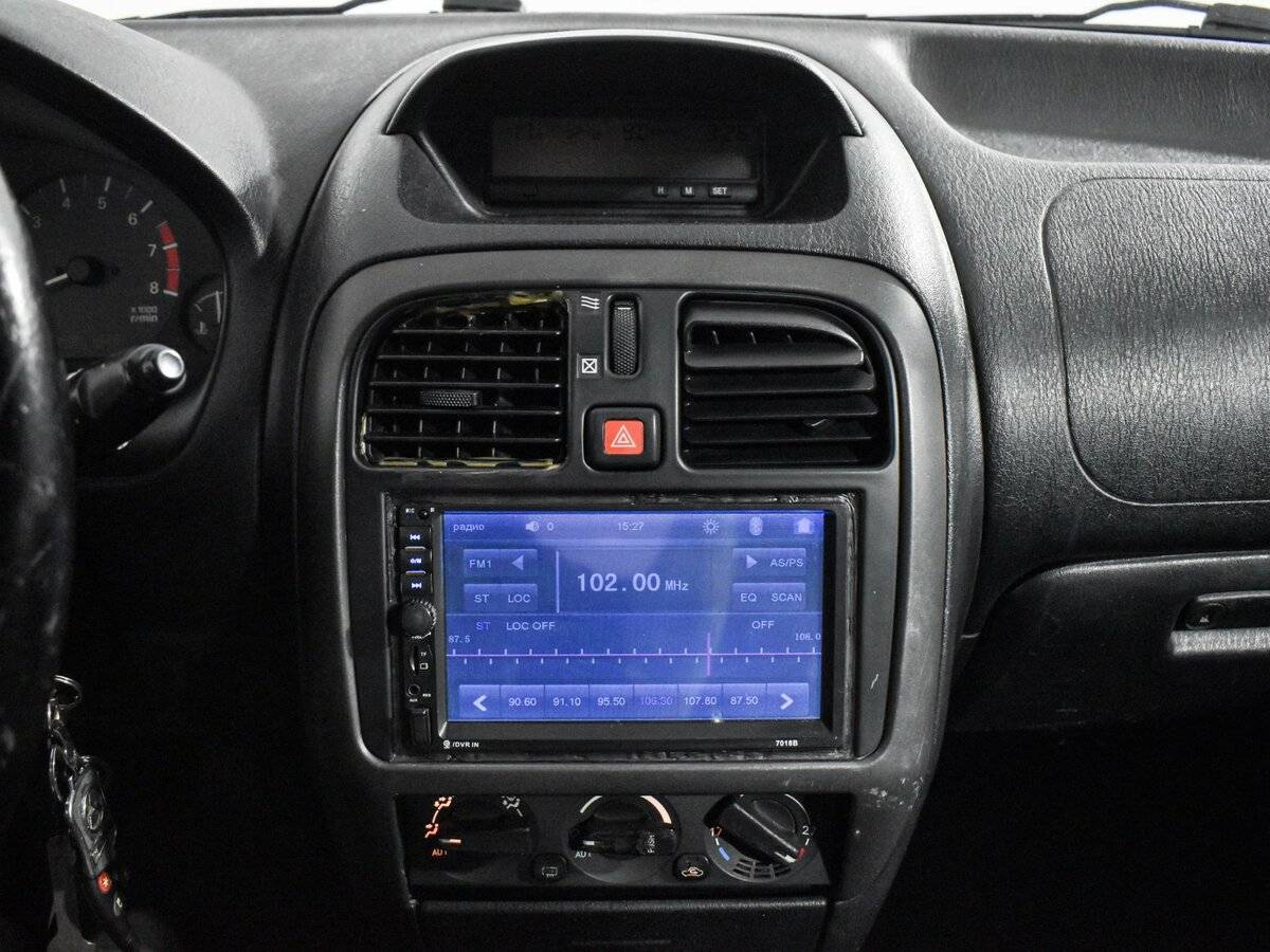 Б/У Митсубиши Carisma 2003 года. Фото: #13