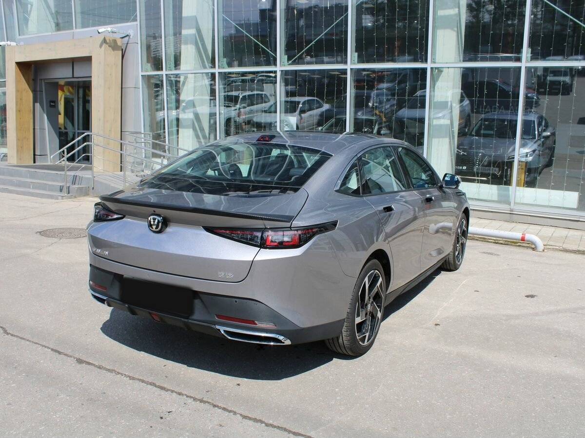 Б/У Чанган Ламур 2023 года. Фото: #4