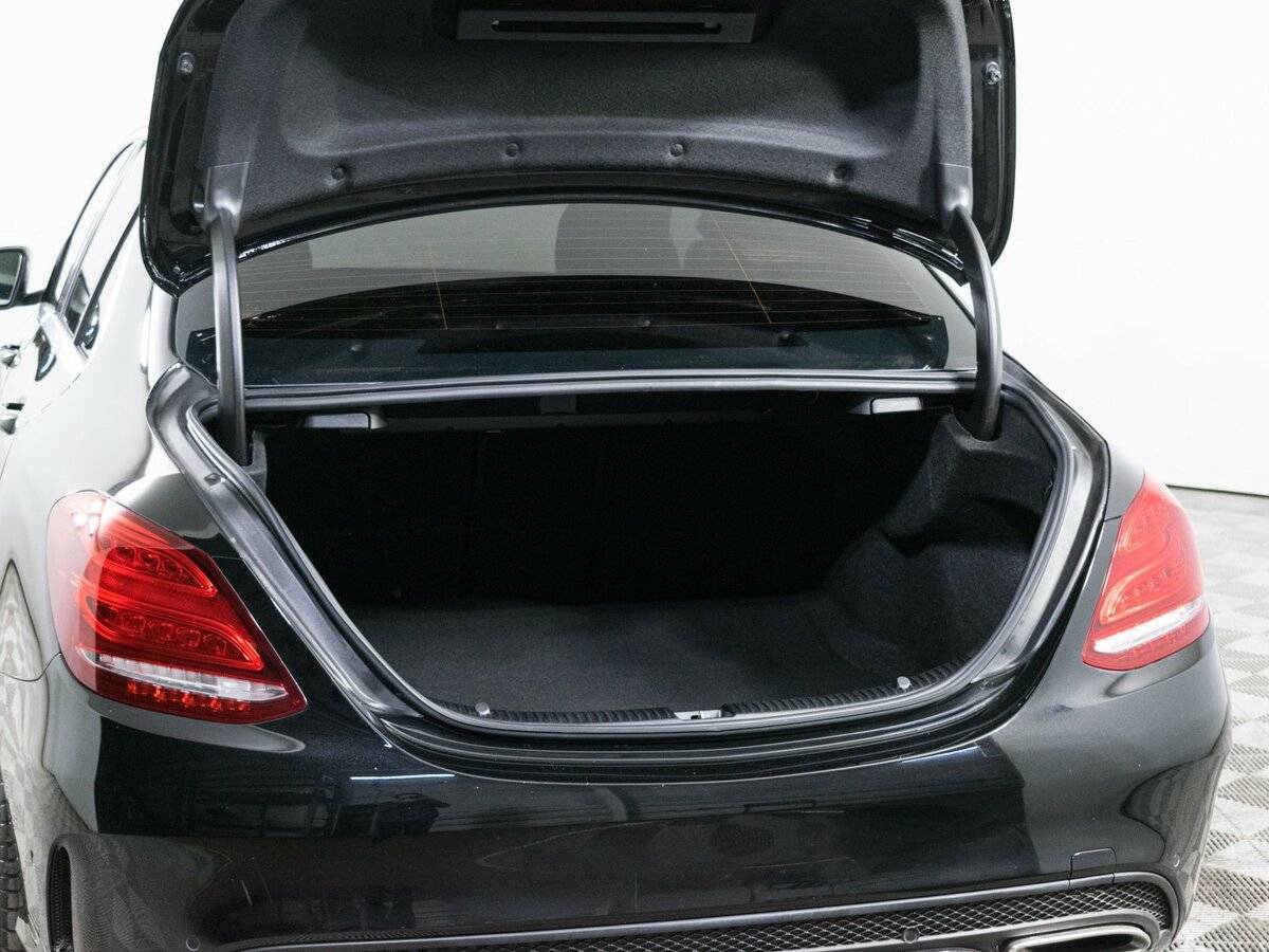 Б/У Мерседес-Бенц Ц-Класс 2016 года. Фото: #8