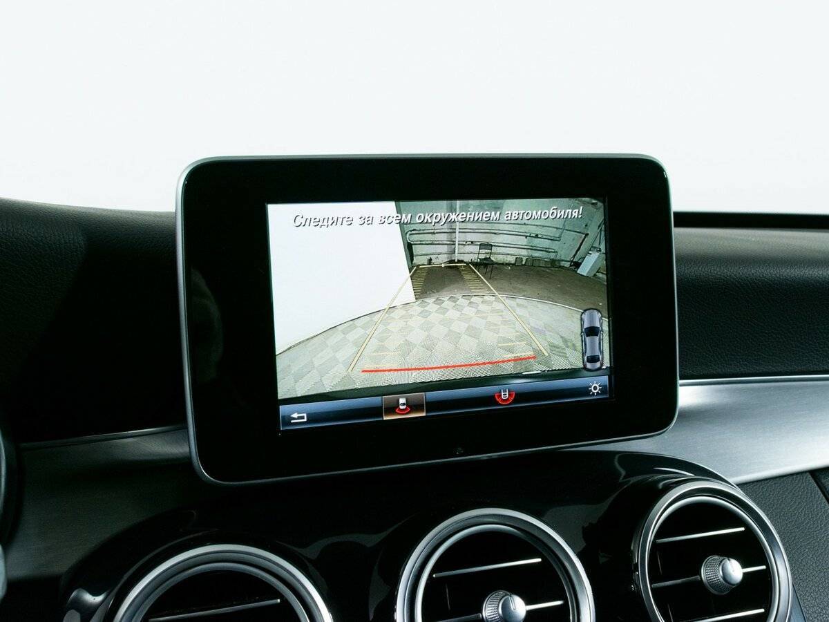 Б/У Мерседес-Бенц Ц-Класс 2016 года. Фото: #17