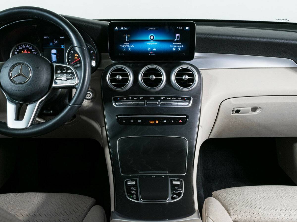 Б/У Мерседес-Бенц ГЛЦ 2021 года. Фото: #11