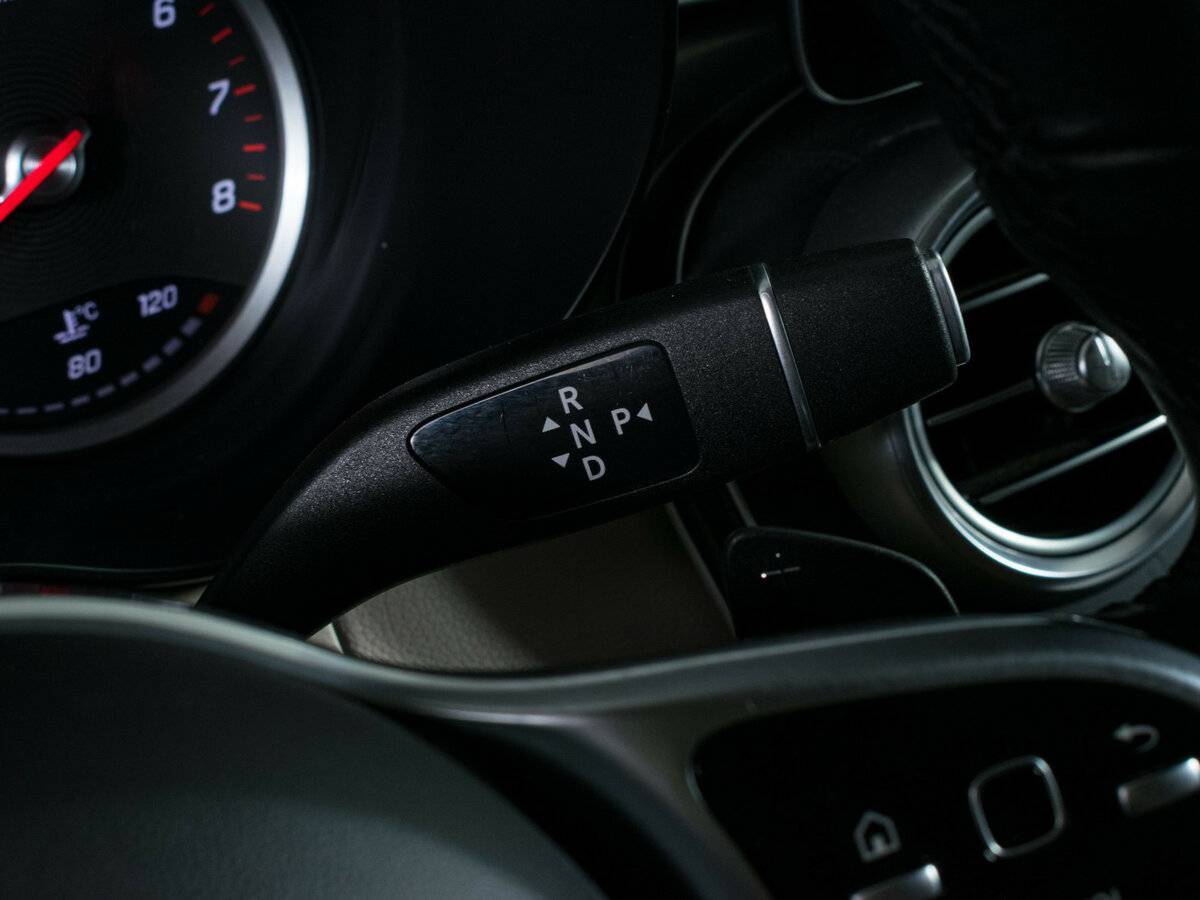 Б/У Мерседес-Бенц ГЛЦ 2021 года. Фото: #16