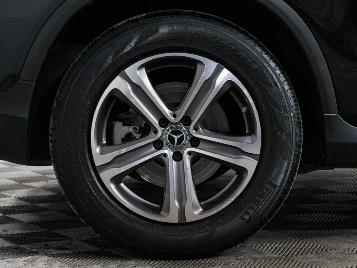 Б/У Мерседес-Бенц ГЛЦ 2021 года. Фото: #20