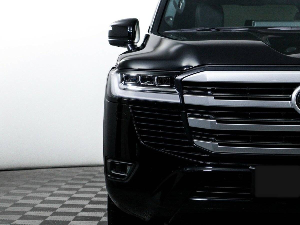 Б/У Тойота Лэнд Крузер 2022 года. Фото: #14