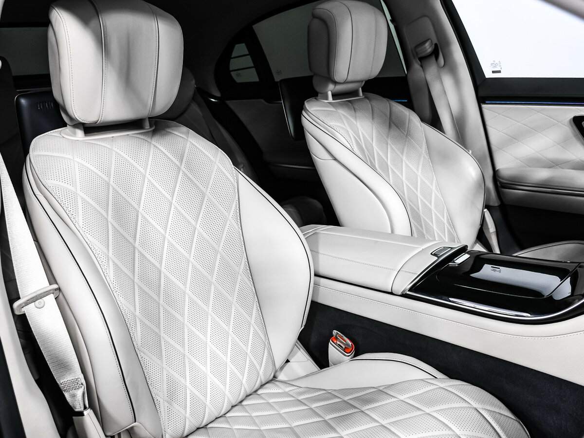 Б/У Мерседес-Бенц С-Класс 2020 года. Фото: #16