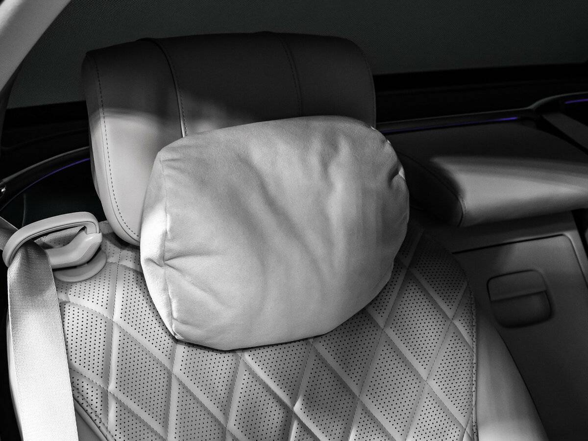 Б/У Мерседес-Бенц С-Класс 2020 года. Фото: #18