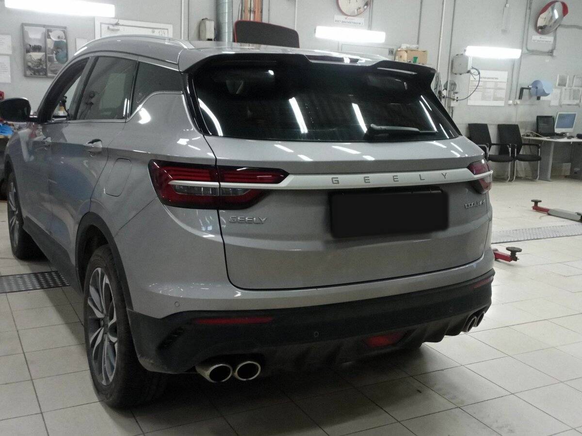 Б/У Джили Кулрэй 2023 года. Фото: #3