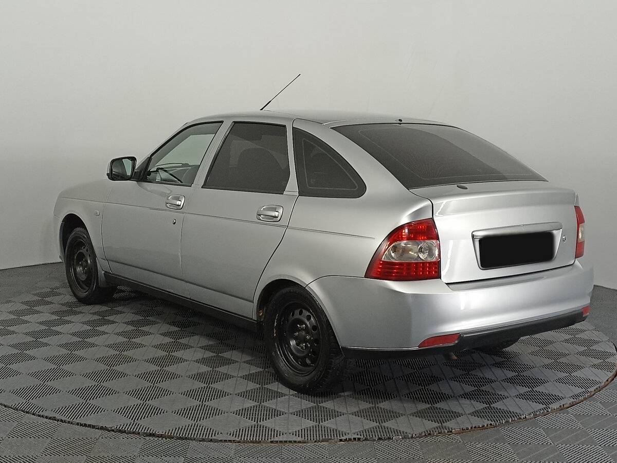 Б/У Лада (ВАЗ) Приора 2011 года. Фото: #6