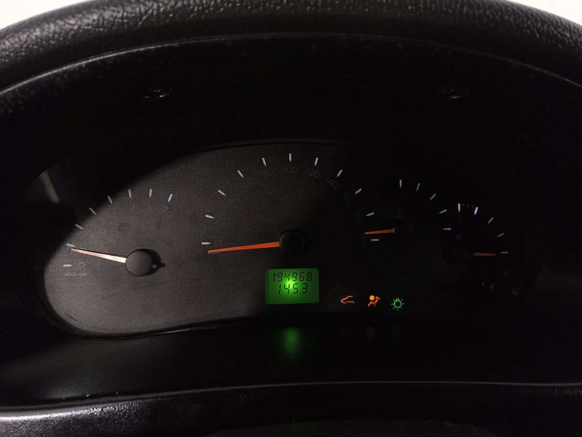 Б/У Лада (ВАЗ) Приора 2011 года. Фото: #12