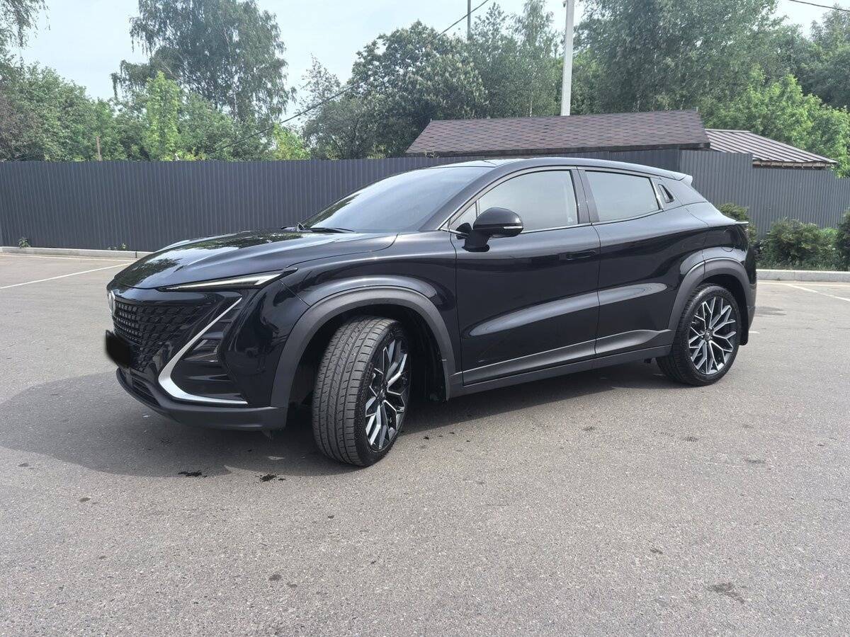 Б/У Чанган УНИ-Т 2023 года. Фото: #1