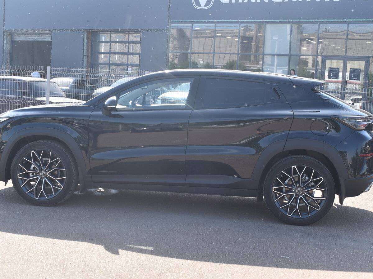 Б/У Чанган УНИ-Т 2023 года. Фото: #3