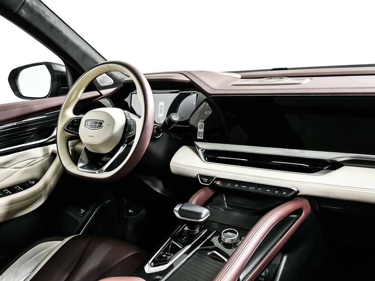 Б/У Джили Монжаро 2023 года. Фото: #8