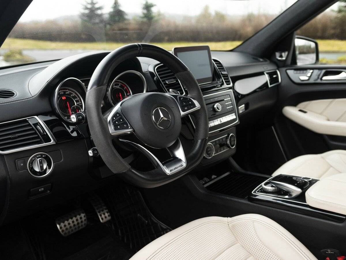 Б/У Мерседес-Бенц ГЛЕ АМГ 2016 года. Фото: #16